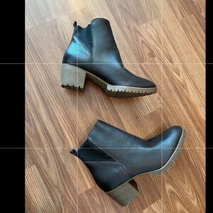 LIVELY BOOTIE Dr. Scholl's Original Collection